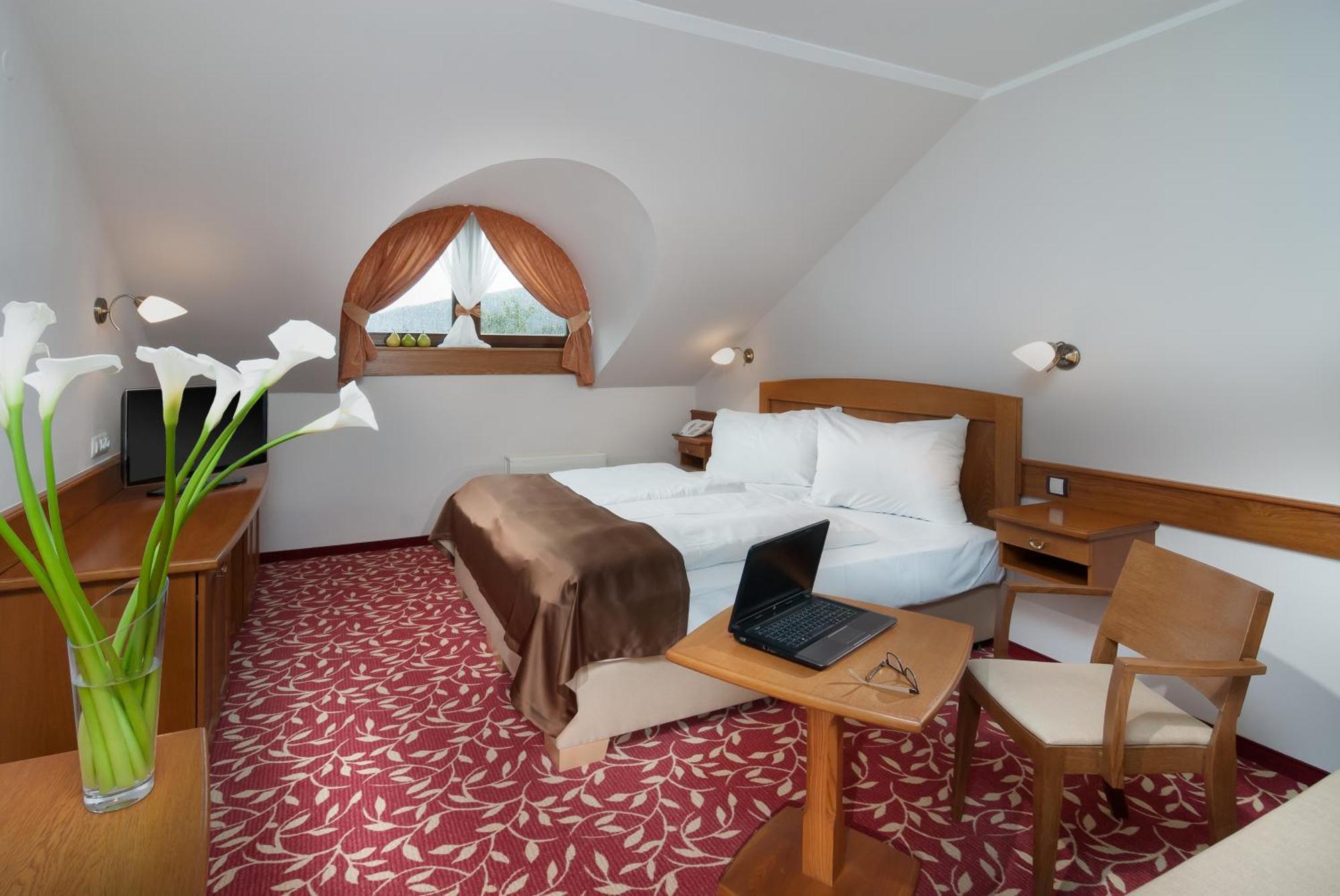 Wellness Hotel Windsor Špindlerŭv Mlýn Exteriör bild
