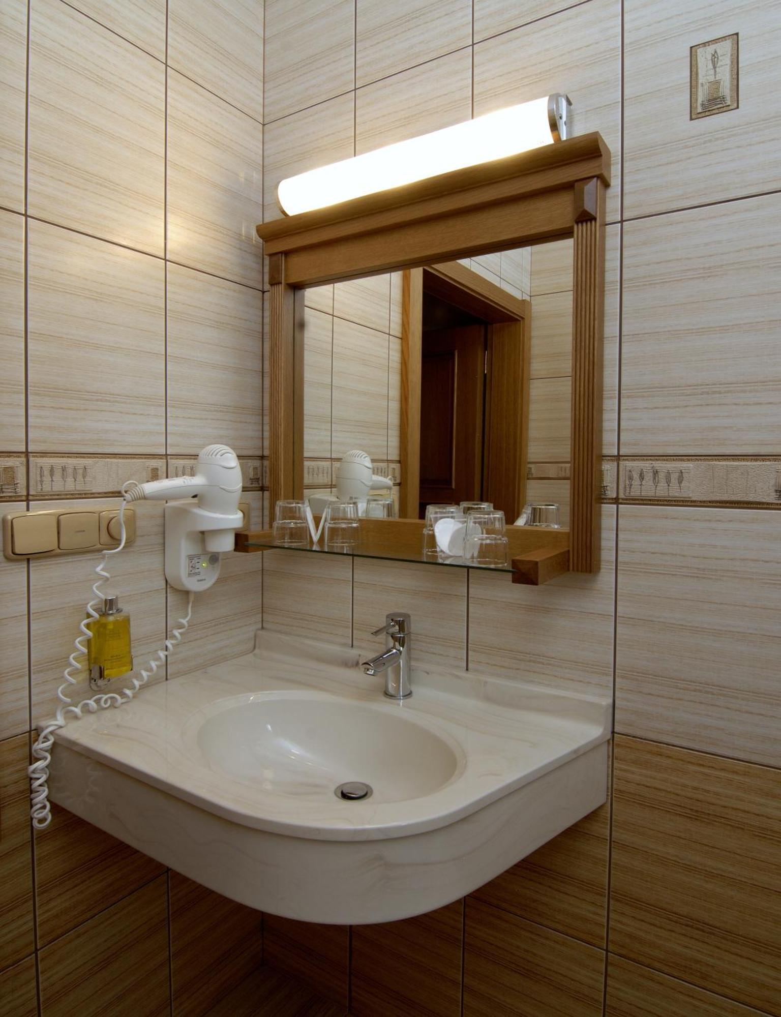 Wellness Hotel Windsor Špindlerŭv Mlýn Exteriör bild